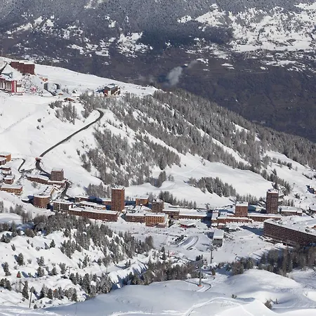 4 Pers, Terrasse, Au Pied Des Pistes A Plagne Centre, Acces Direct Front De Neige. - Fr-1-455-215